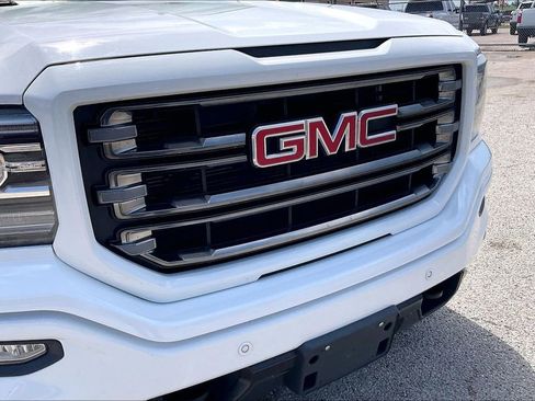 Used 2021 RAM 1500 Laramie AWD/4WD image 34