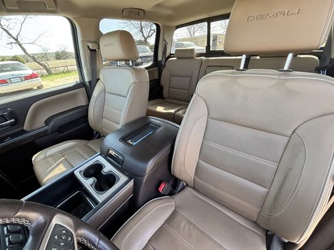 Used 2018 GMC Sierra 3500 Denali w/ Duramax Plus Package image 15