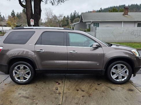 Used 2010 GMC Acadia SLT image 4