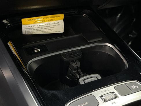 Certified 2026 Mercedes-Benz GLB 250 image 29
