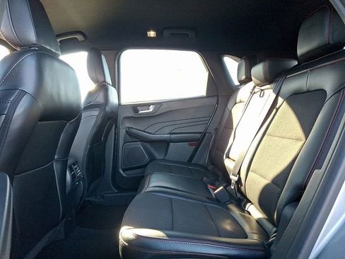 Used 2024 Ford Escape ST-Line AWD/4WD image 10
