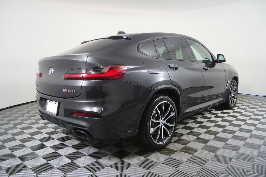 Used 2019 BMW X4 M40i w/ Executive Package AWD/4WD image 3