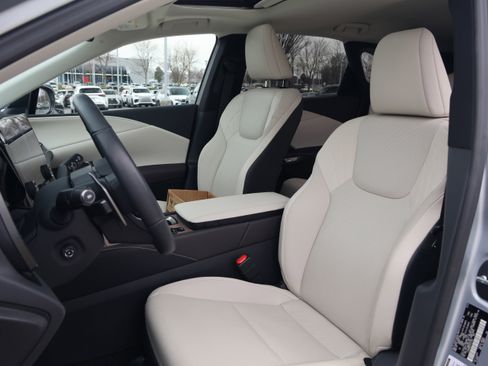 Certified 2023 Lexus RX 350 Premium w/ Cold Area Package image 33