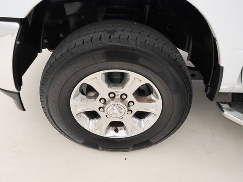 Used 2024 RAM 3500 Big Horn image 7