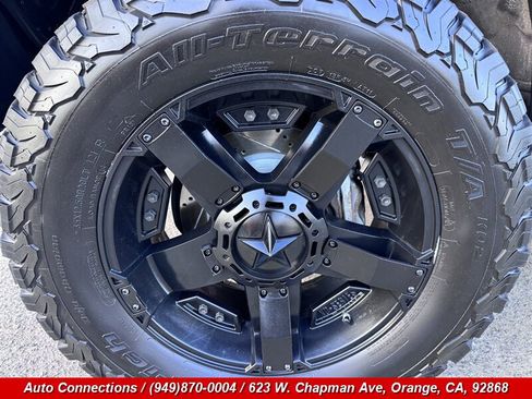 Used 2016 Toyota Tundra SR5 w/ SR5 Upgrade Package RWD image 41