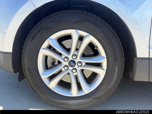 Used 2019 Ford Edge SEL w/ Equipment Group 201A image 10