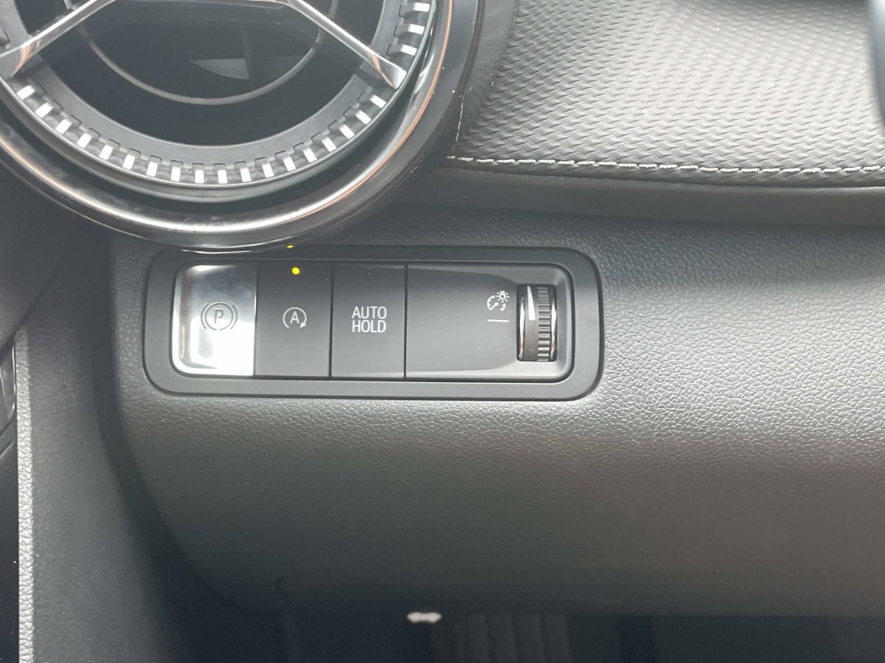 Used 2026 Chevrolet Equinox LT FWD image 17