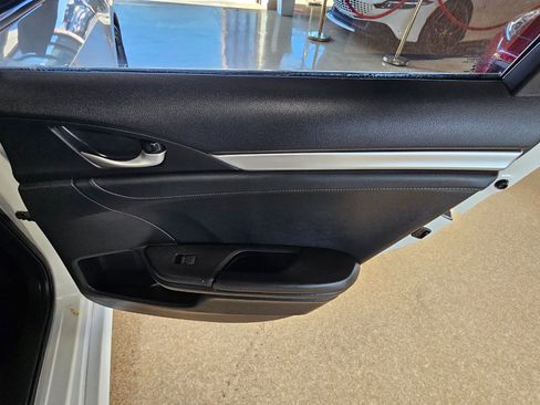 Used 2021 Honda Civic EX-L image 14