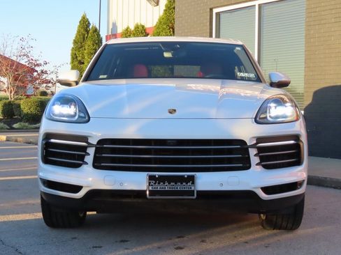Used 2019 Porsche Cayenne image 26