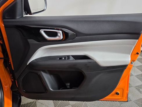 New 2026 Jeep Compass Limited image 32