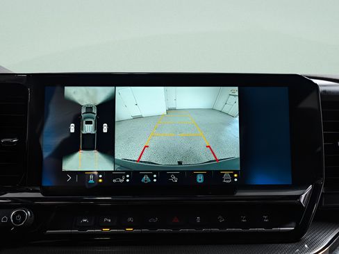 Used 2022 Chevrolet Silverado 1500 ZR2 AWD/4WD image 17