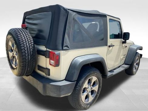 Used 2011 Jeep Wrangler Sport AWD/4WD image 7