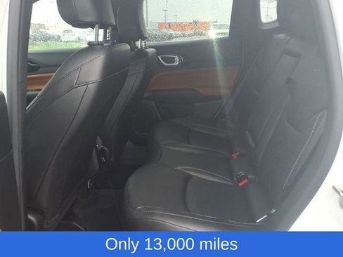 Certified 2025 Jeep Compass Limited AWD/4WD image 13