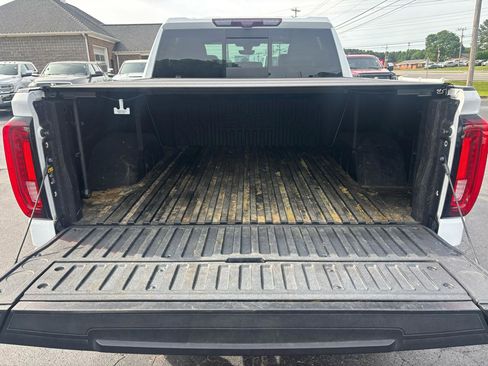 Used 2021 GMC Sierra 1500 AT4 w/ AT4 Premium Package AWD/4WD image 7
