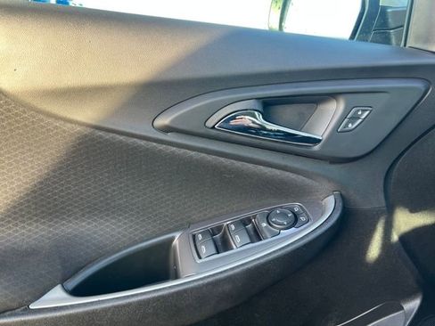 Used 2025 Chevrolet Malibu LT image 25
