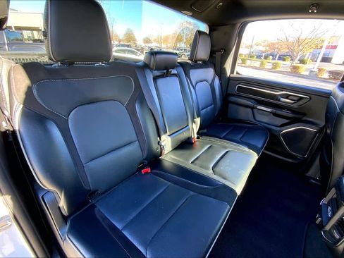 Used 2024 RAM 1500 Laramie image 18