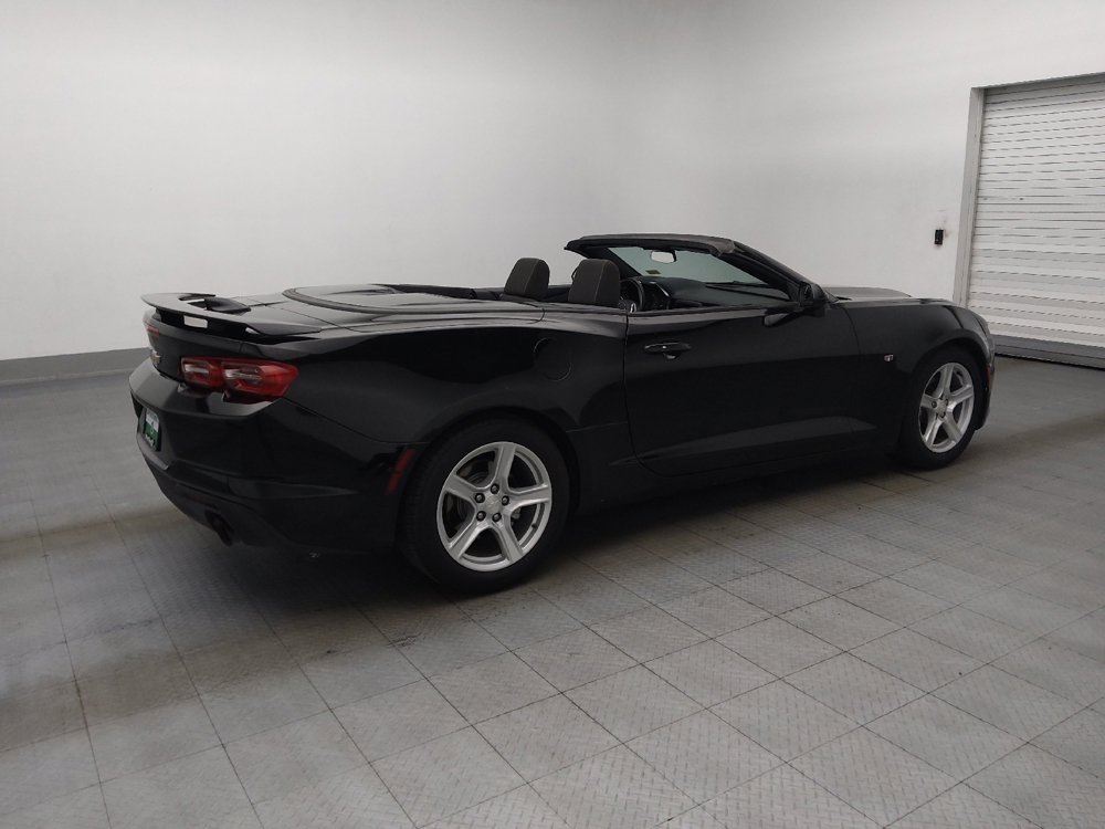 Used 2020 Chevrolet Camaro LT RWD image 10