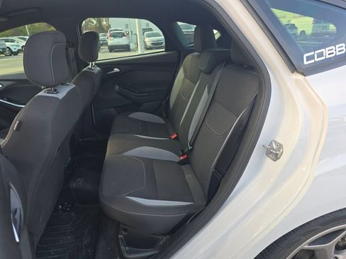 Used 2018 Ford Focus ST image 28