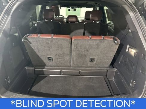 Used 2022 Ford Explorer Platinum w/ Equipment Group 601A image 15