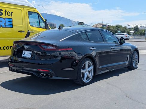 Used 2018 Kia Stinger RWD image 4