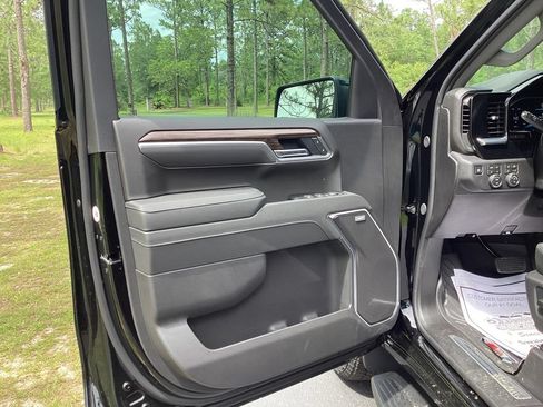 New 2026 Chevrolet Silverado 1500 RST w/ RST All Star Premium Package AWD/4WD image 13