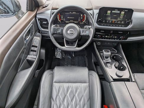 Used 2023 Nissan Rogue Platinum w/ Platinum Premium Package image 17