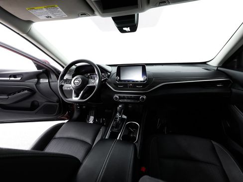 Used 2023 Nissan Altima 2.5 SV FWD image 17