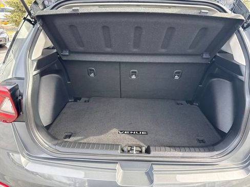 Certified 2025 Hyundai Venue Limited image 44