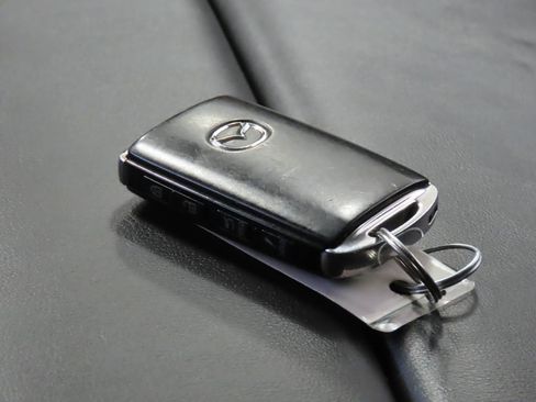 Used 2025 MAZDA CX-90 3.3 Turbo w/ Select Package AWD/4WD image 18