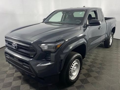Used 2026 Toyota Tacoma SR AWD/4WD image 3