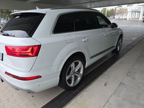 Used 2019 Audi Q7 3.0T Prestige image 7