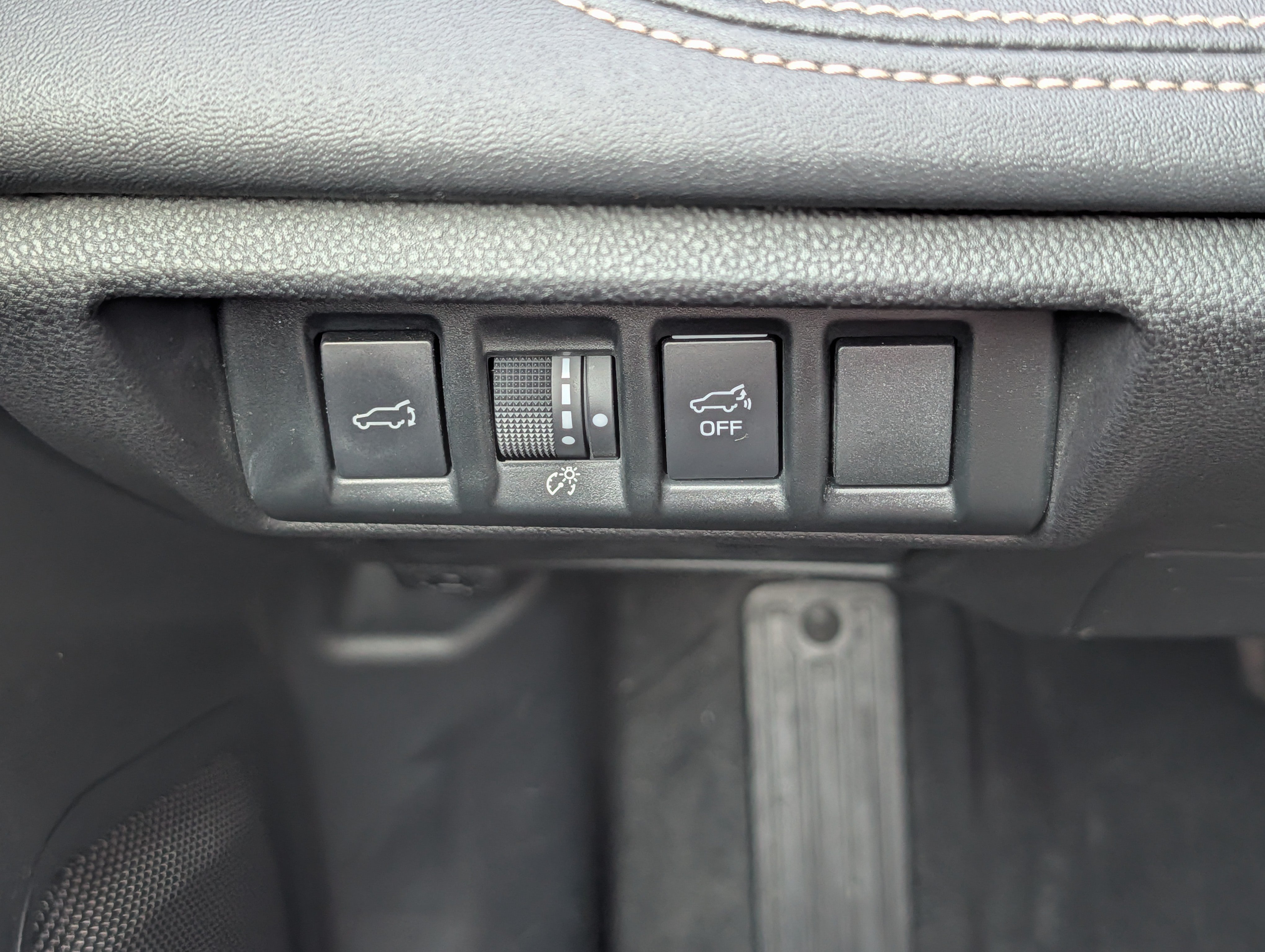 Used 2023 Subaru Outback Limited AWD/4WD image 26