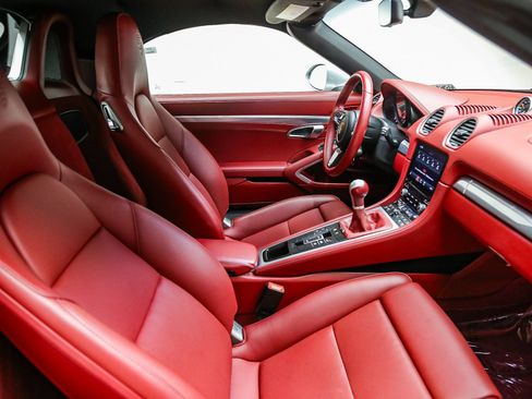 Certified 2024 Porsche 718 Boxster GTS RWD image 22