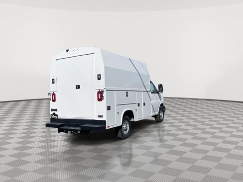 New 2025 Chevrolet Express 3500 w/ Power Convenience Package RWD image 10