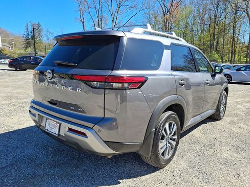 Used 2024 Nissan Pathfinder SL w/ Cargo Package AWD/4WD image 25