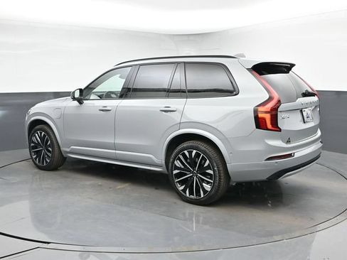 New 2026 Volvo XC90 T8 Ultra w/ Protection Package Premier AWD/4WD image 7