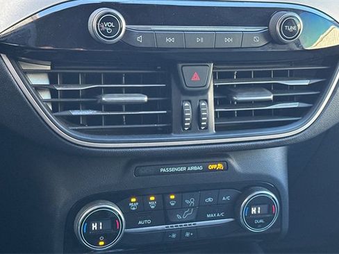 Used 2021 Ford Escape SE image 23