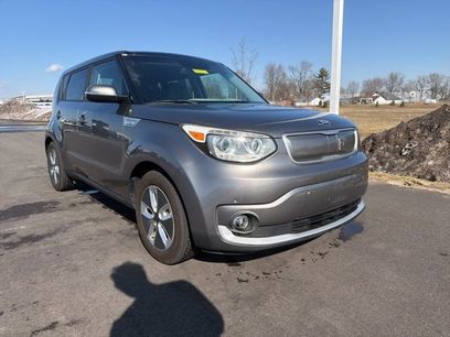 Used 2018 Kia Soul EV + w/ Sun & Fun Package