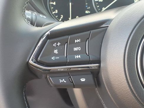 New 2025 MAZDA CX-5 Signature image 18