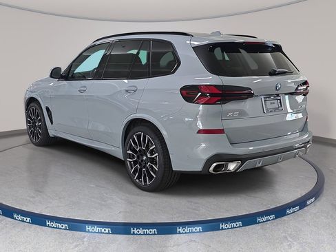New 2026 BMW X5 xDrive50e w/ M Sport Package AWD/4WD image 7