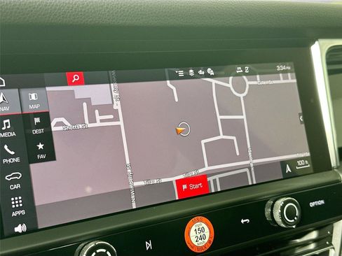 Certified 2026 Porsche Macan AWD/4WD image 22