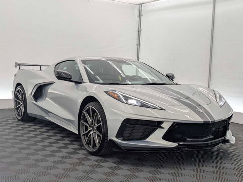 Used 2021 Chevrolet Corvette Stingray Premium Cpe w/ Z51 Performance Package RWD image 8