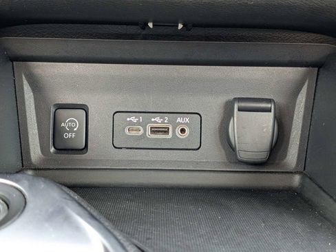 Certified 2024 Nissan Sentra SV image 28