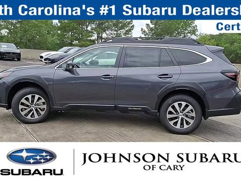 Used 2025 Subaru Outback Premium w/ Popular Package #1A image 7