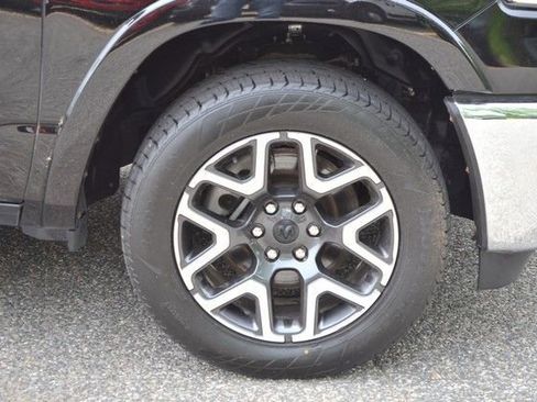 Used 2025 RAM 1500 Laramie AWD/4WD image 10
