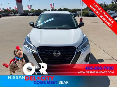 Certified 2025 Nissan Kicks Play S FWD image 8