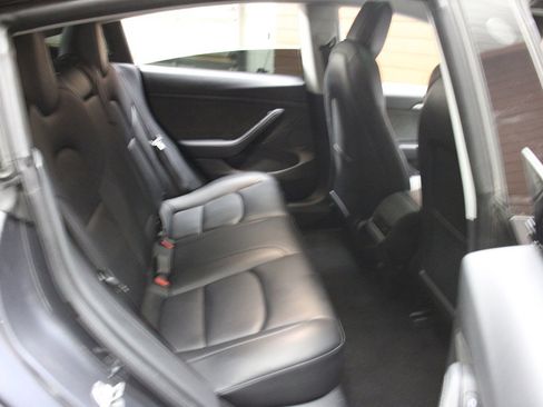 Used 2022 Tesla Model 3 Long Range image 34