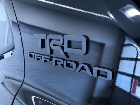 Used 2025 Toyota 4Runner TRD Off-Road image 16