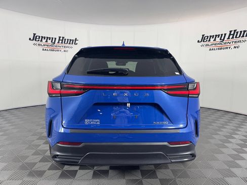 Used 2025 Lexus NX 250 FWD w/ Accessory Package (Z2) image 8