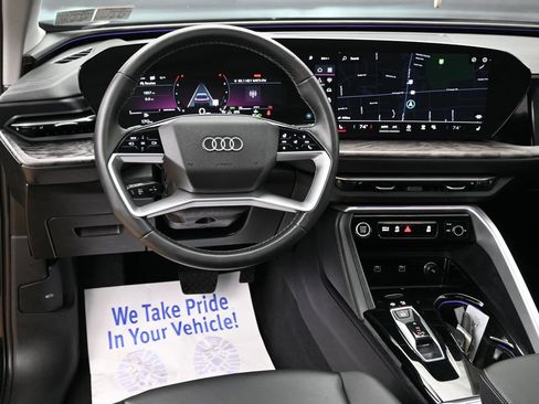 Used 2025 Audi Q5 Premium w/ Convenience Package AWD/4WD image 33